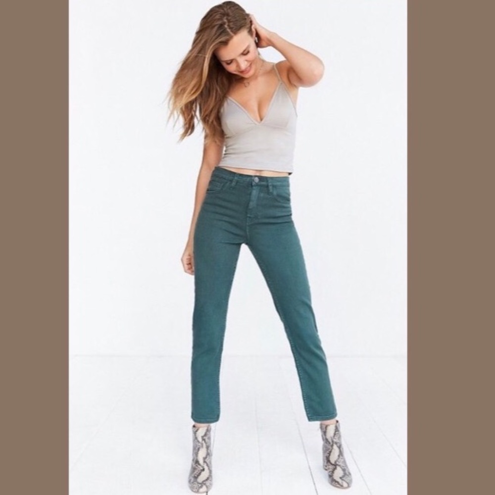 BDG Girlfriend Jeans